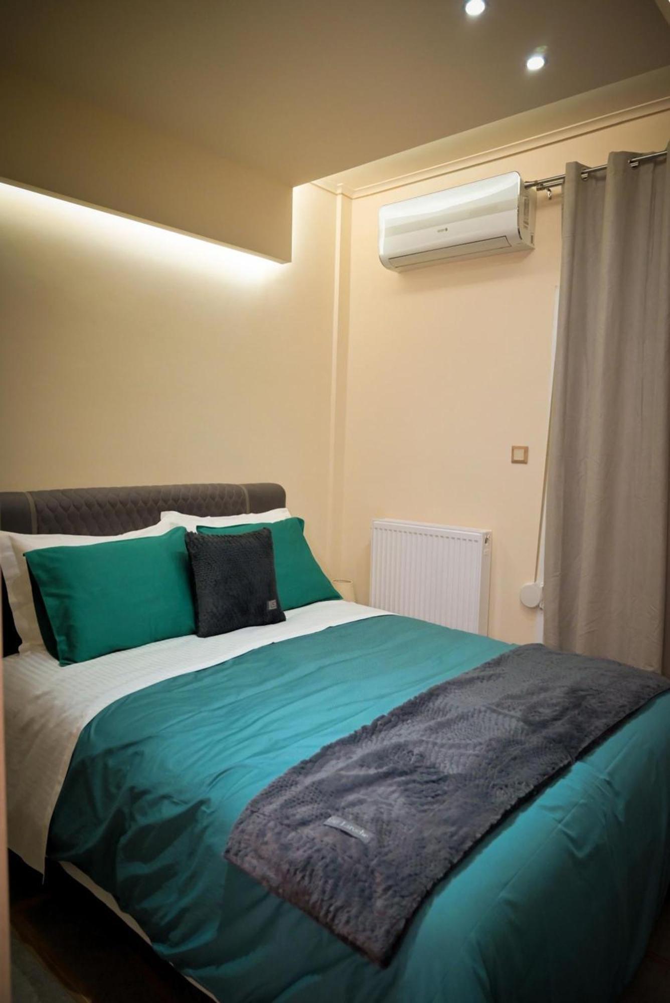 Eugenia'S Luxury Apart Volos Exterior photo